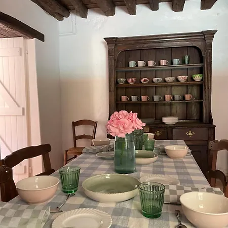 Сasa de vacaciones Les Maisons De Marzac